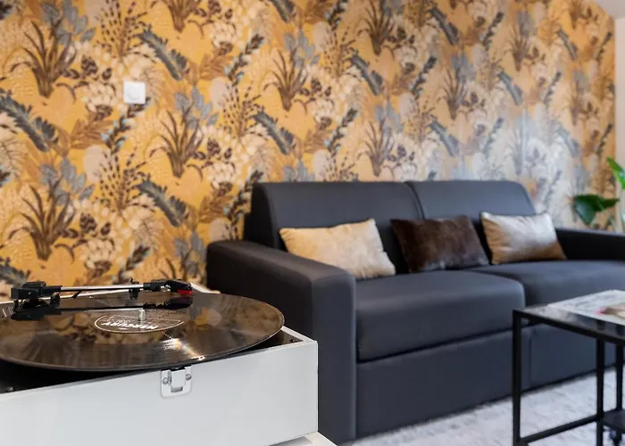 Les Cles De Laure - Le 11 Jacuzzi Avec Terrasses Clim Netflix Parking